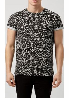 New Look Black Brush Stroke Roll Sleeve T-Shirt 3281045