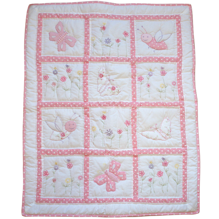 A luxurious pink comforter, designed to keep your little one cosy at night. Sumptuously hand-stitche