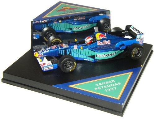1:43 Minichamps Sauber C16 Petronas (Red Bull Presentation Box) - Johnny Herbert
