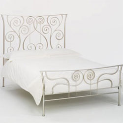 25974 Bentley Designs - Figaro  5FT Kingsize Bedstead
