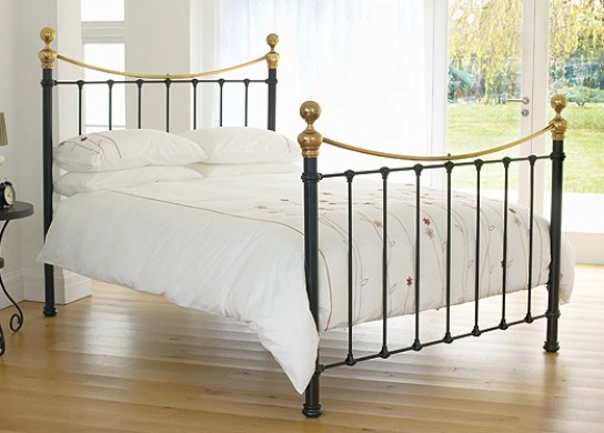 Selkirk Bedstead - Satin Black