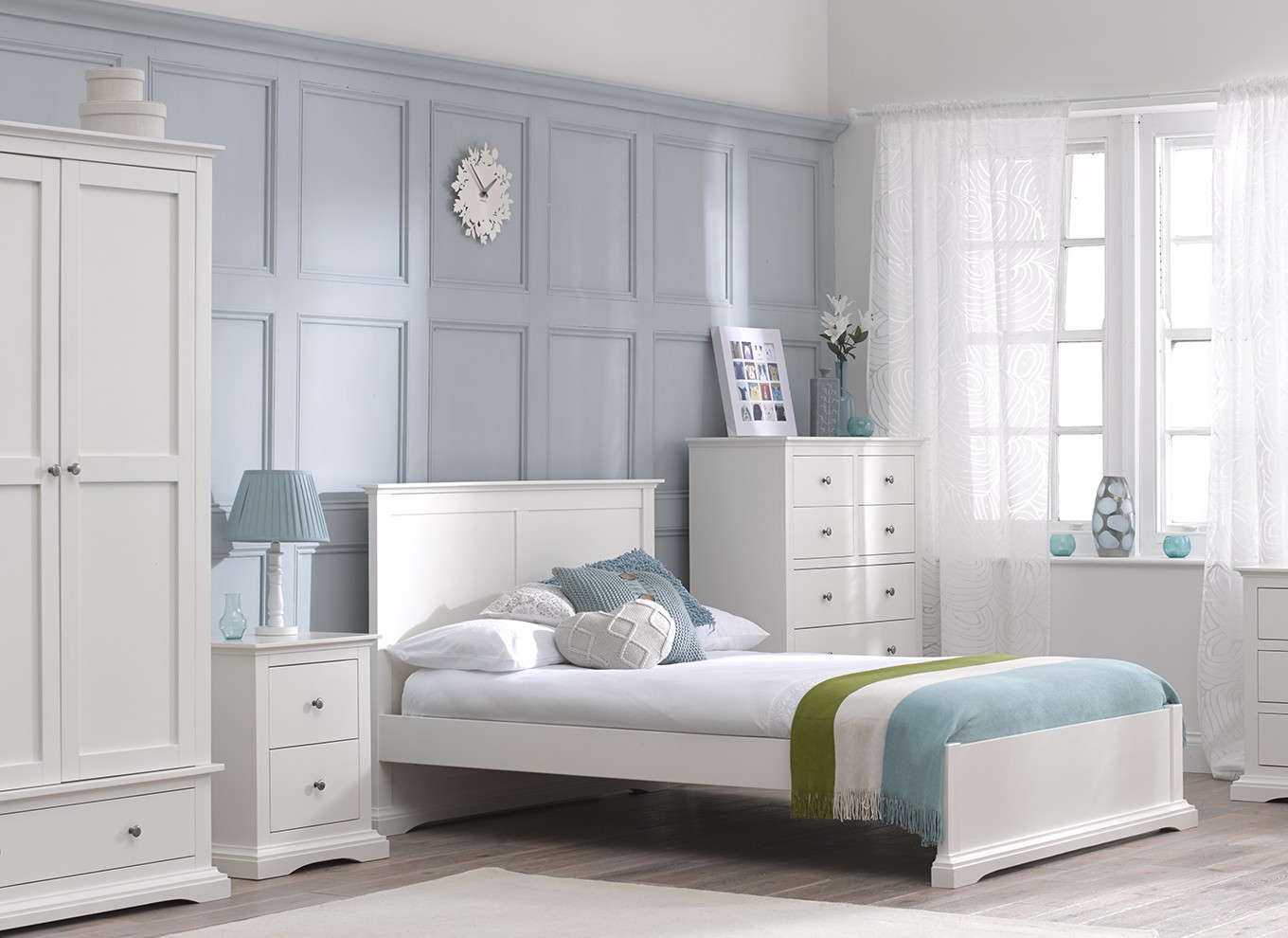 4`6 Double Cambridge Double Bedstead - White