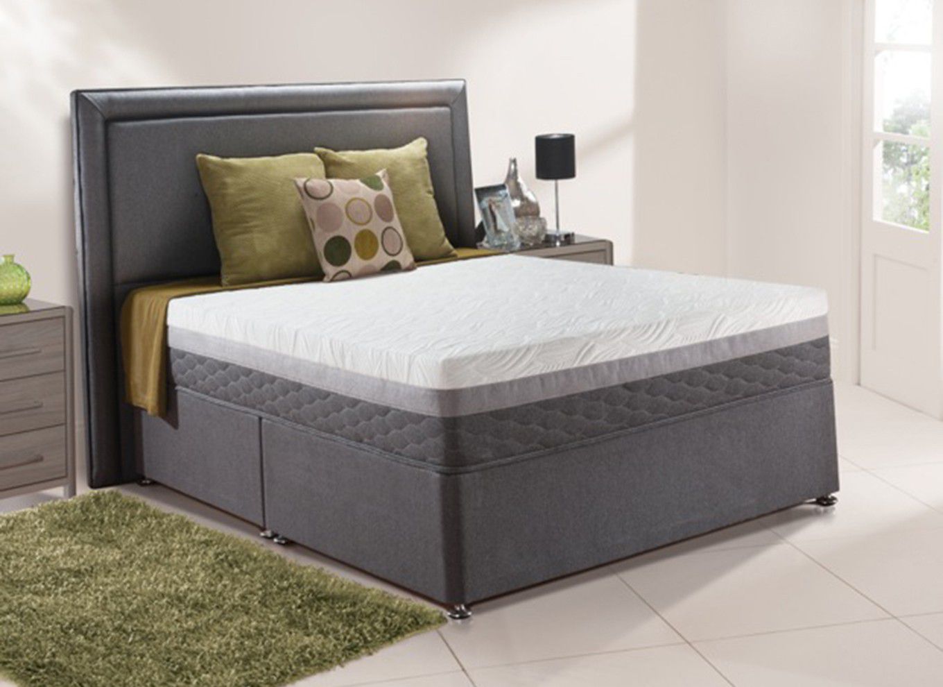 4`6 Double Sealy Indulgence Posturepedic Spring Divan Bed -