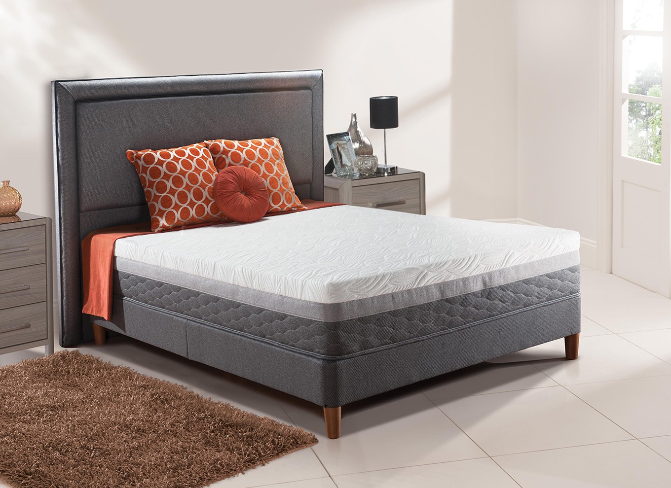 4`6 Double Sealy Indulgence Posturepedic Spring Divan Bed