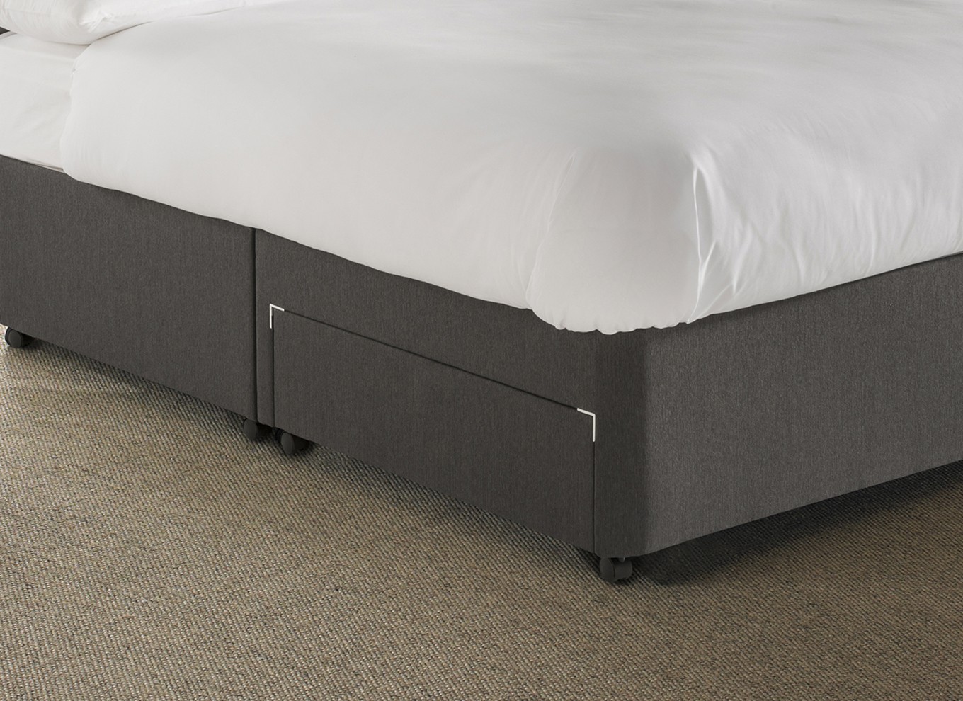 4`6 Double Silentnight Radley Open Spring Divan Bed - Firm