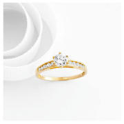9CT GOLD CUBIC ZIRCONIA CHANNEL SET RING, J