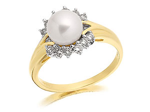 9ct Gold Cultured Pearl and Diamond Cluster Ring