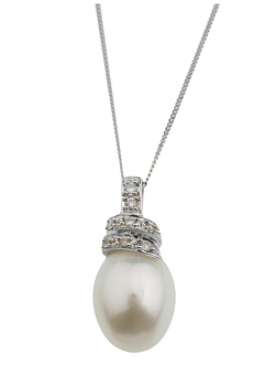 9ct gold freshwater pearl pendant