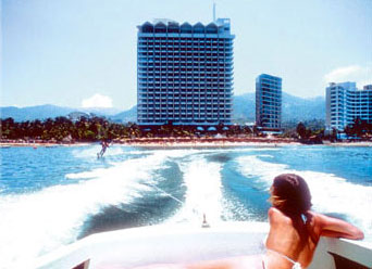 Avalon Excalibur Acapulco