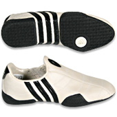 Adidas Womens Chen-Tao Lea - White/Black.
