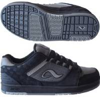 Adio MONTOYA V4 SHOES BLACK/GRAPHITE/CROWN