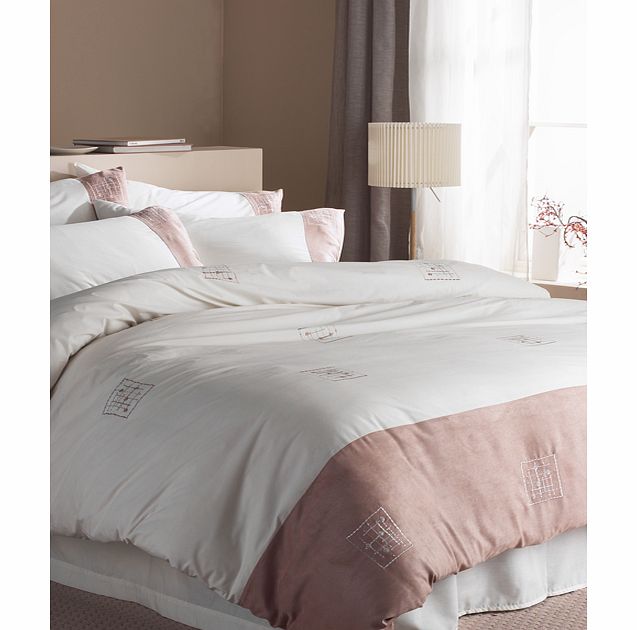 Momo Cream King Size Duvet Cover and 2