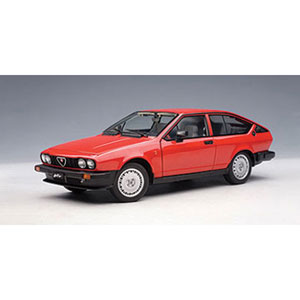 Alfa Romeo Alfetta GTV 1980 Red 1:18