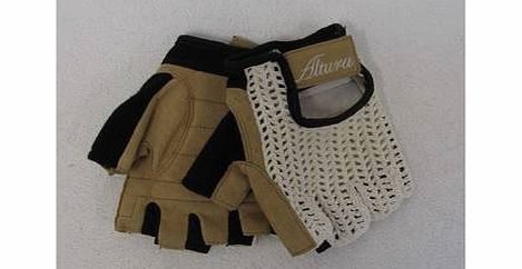 Altura Crochet Mitts - Small (ex Display)