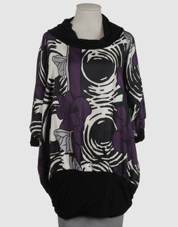 AMERICAN RETRO TOPWEAR Short sleeve t-shirts WOMEN on YOOX.COM