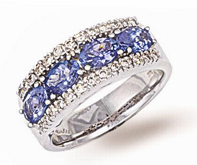 18 Carat Gold Tanzanite Diamond Ring (507)