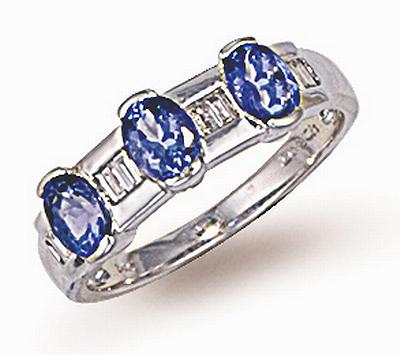 18 Carat Gold Tanzanite Diamond Ring (509)