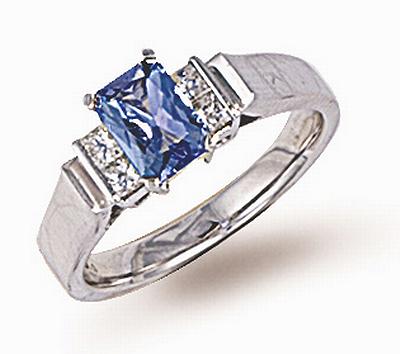 18 Carat Gold Tanzanite Diamond Ring (512)