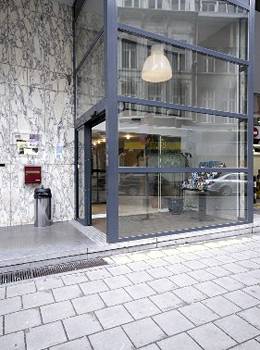 ANTWERP Empire Hotel