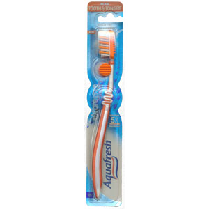Aquafresh Flex Tooth & Tongue Toothbrush and Tongue Cleaner - size: Medium
