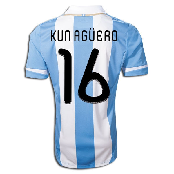 Argentina Adidas 2011-12 Argentina Home Shirt (Kun Aguero 16)
