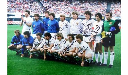 Aston Villa Squad Signed 1982 European Cup Photo