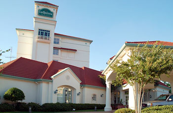 ATLANTA La Quinta Inn and Suites Atlanta Paces Ferry