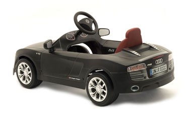 R8 Spyder Pedal Car