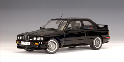 AUTOart 1990 BMW M3 Sport Evolution 1990 Black