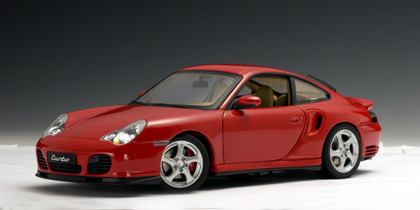 AUTOart 2002 Porsche 911 (996) Turbo in Red