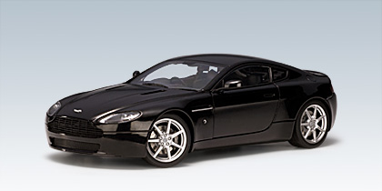 AUTOart Aston Martin V8 Vantage in Black