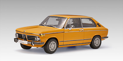 AUTOart Bmw 2000 Touring in Orange