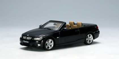 AUTOart BMW 3 Series Convertible 2007 in Blue  Workable