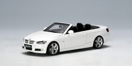 AUTOart BMW 3 Series Convertible 2007 in White  Workable