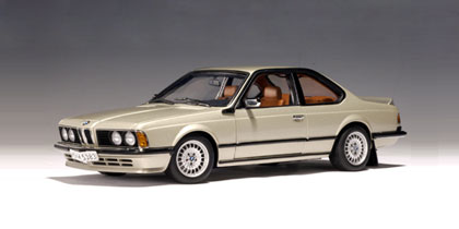 AUTOart BMW M 635 CSI in Bronzit Beige