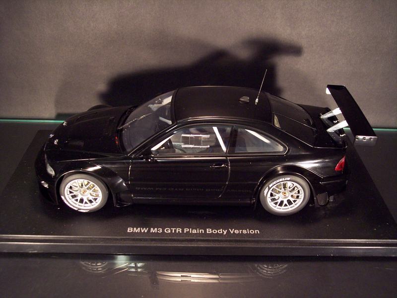 AUTOart BMW M3 GTR Plain Body Version in Black