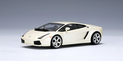 Lamborghini Gallardo White
