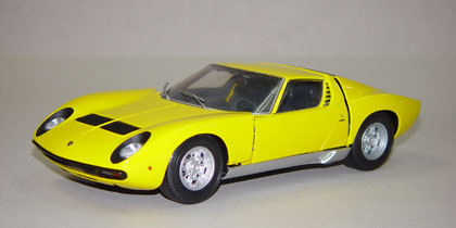 AUTOart Lamborghini Miura SV Yellow