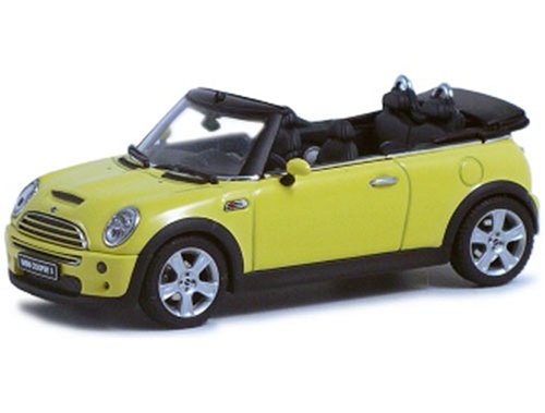 AutoArt Mini Cooper S Cabriolet in Yellow