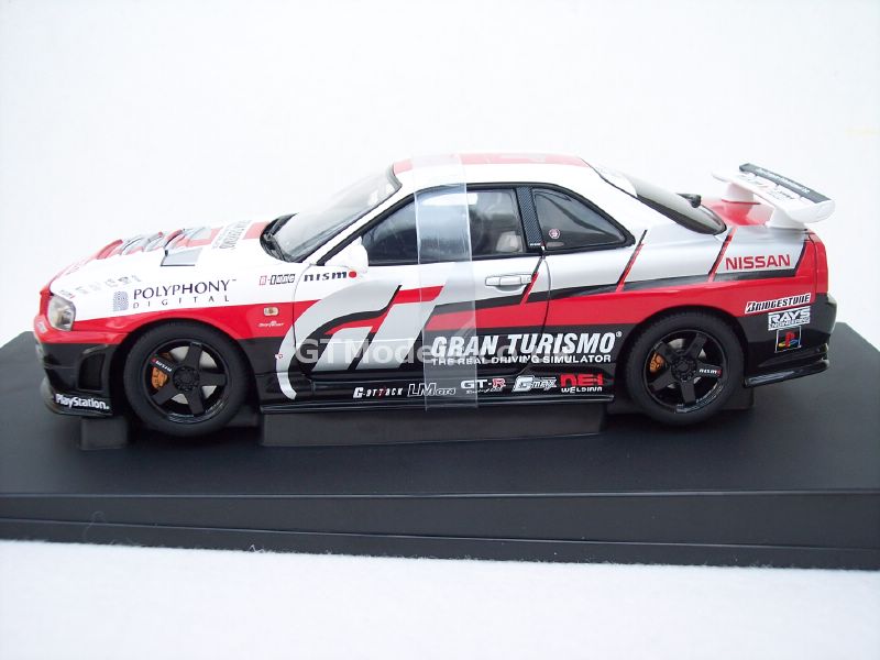 Nissan Skyline R34 GT-R Gran Turismo in Black/Red