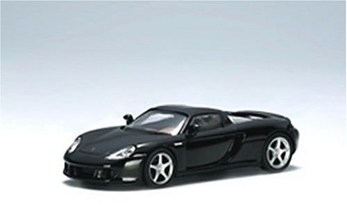 AutoArt Porsche Carrera GT in Black (1:64 scale)