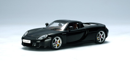 AUTOart Porsche Carrera GT in Black