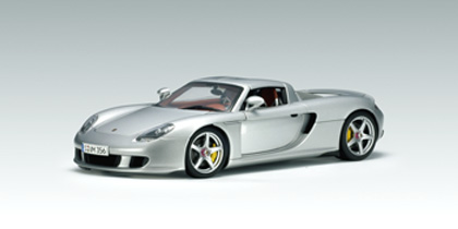AUTOart Porsche Carrera GT in Silver