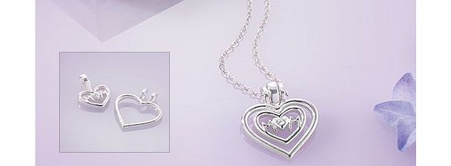 Avon Alecia Pendant Necklace ``MOTHERS DAY GIFT`` NEW