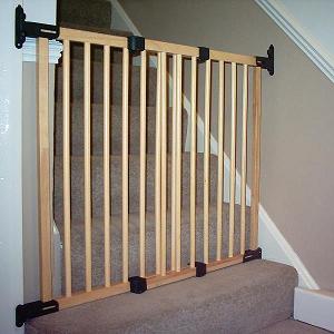 Flexi Fit Gum Tree Wooden Baby Gate