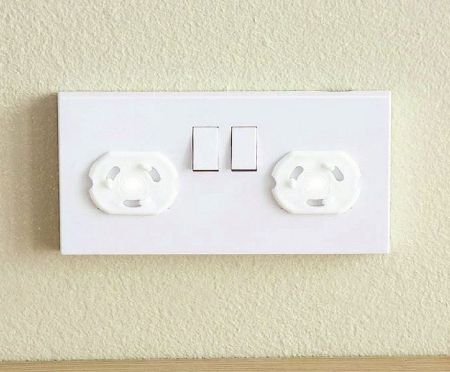 Baby Dan Socket Plugs