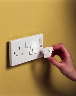 Baby Dan Twisting Plug Socket Cover (Pack of six)