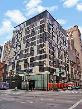 BALTIMORE Brookshire Inn and Suites