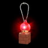 Bandai NINTENDO SUPER MARIO BROS LIGHT UP KEYCHAIN FIGURE