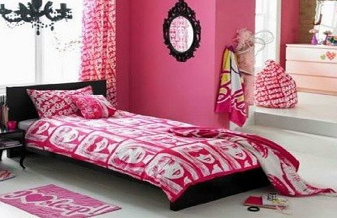 Barbie Portraits Single Duvet Cover Bedding Set (Single Bed) (Pink/White)